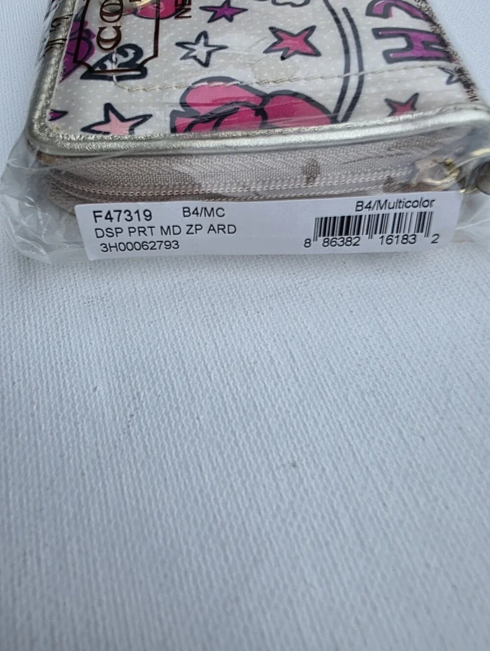 NWT Coach Kyra Poppy Zip Around Wallet Wristlet